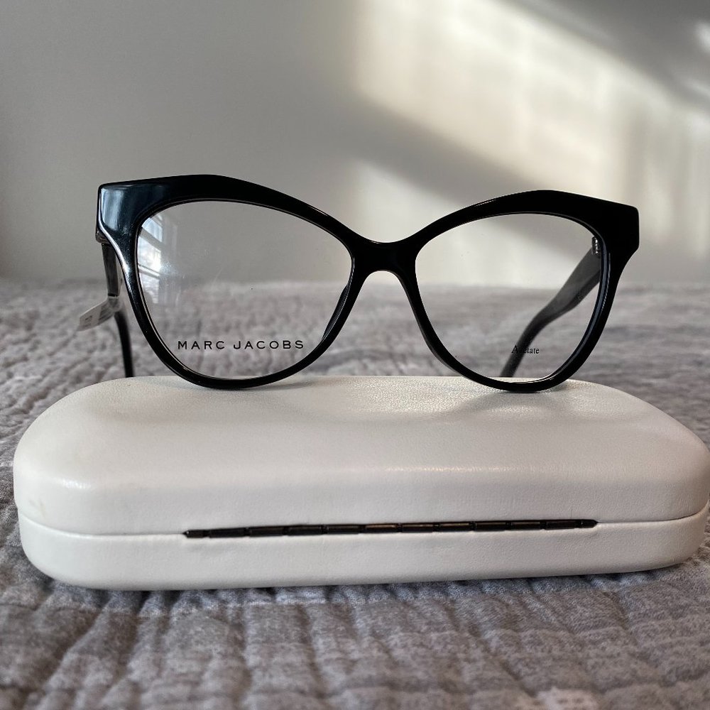 Marc Jacobs Black Cat-Eye Glasses